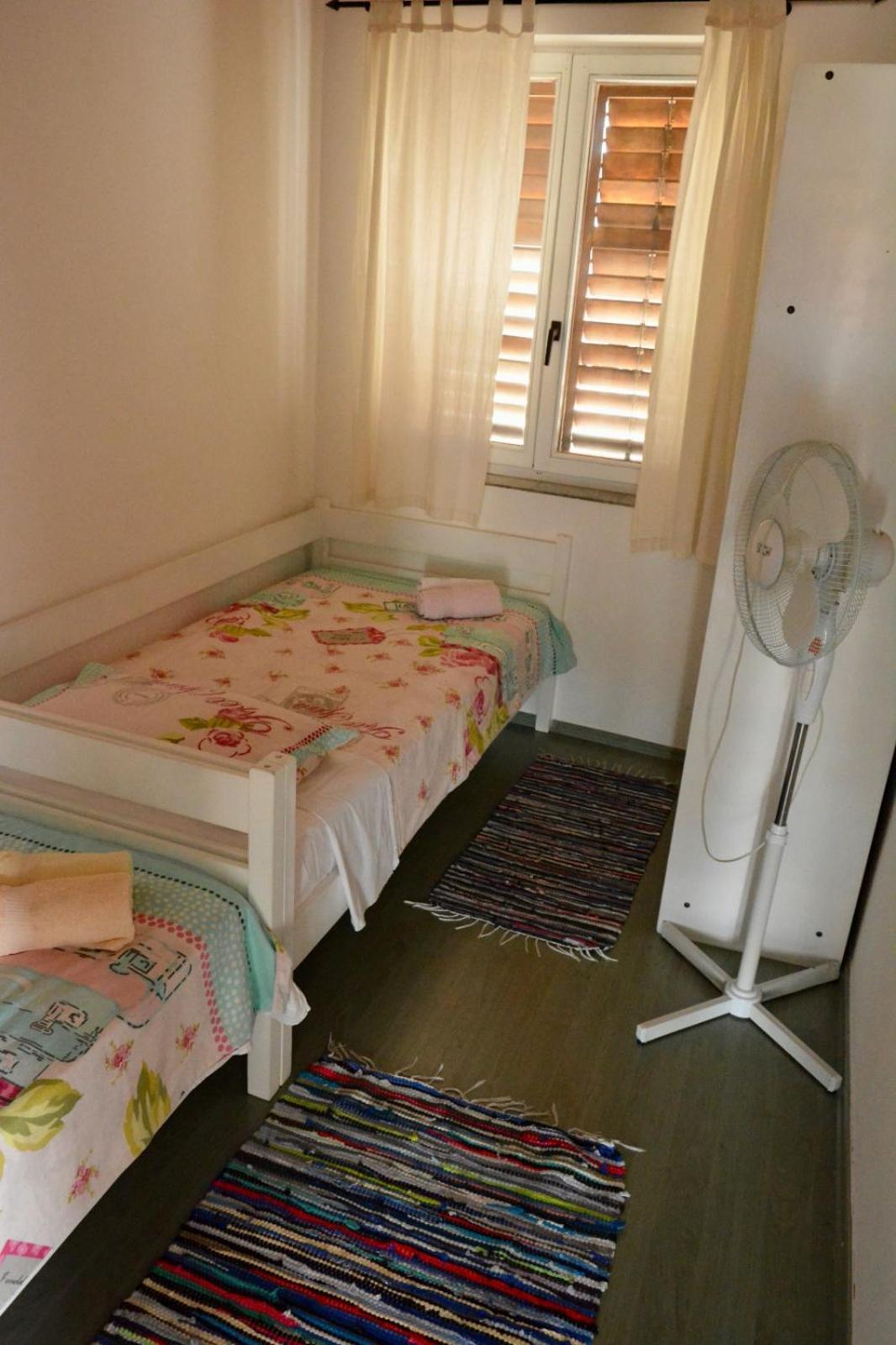 Klara Apartment Murter
