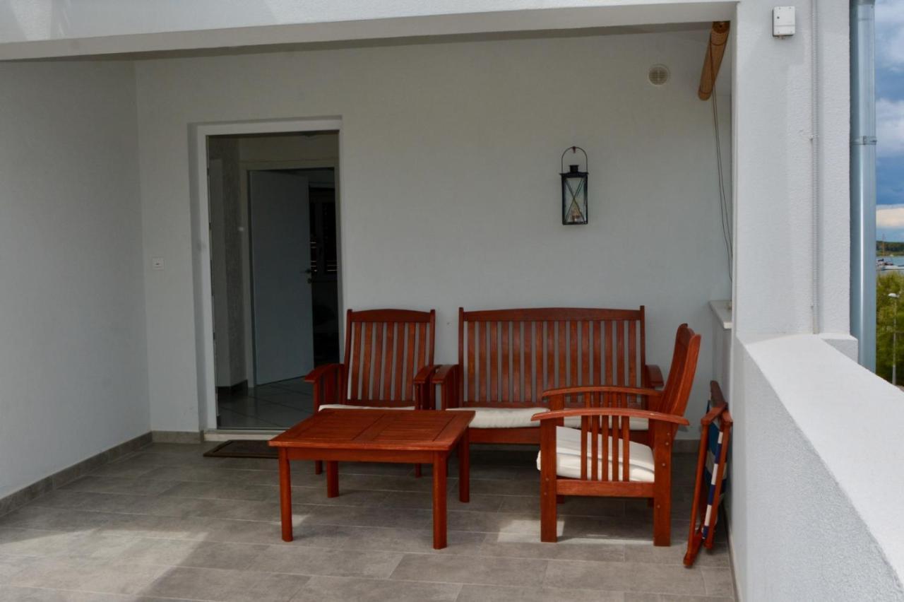 Apartment Klara Murter